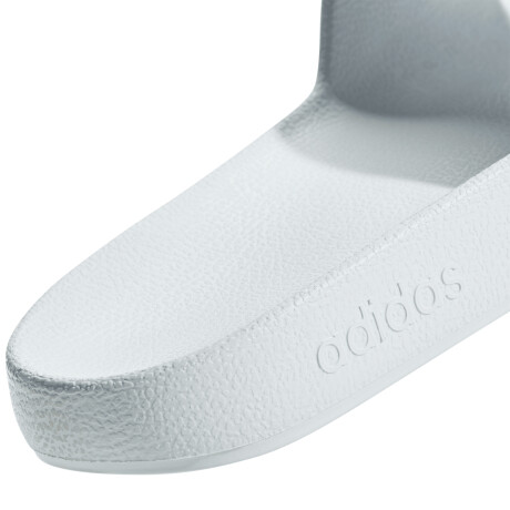 ADILETTE AQUA 000