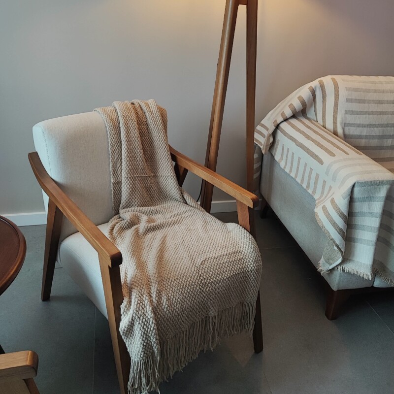Manta sillon y cama tejida 127x172cm beige