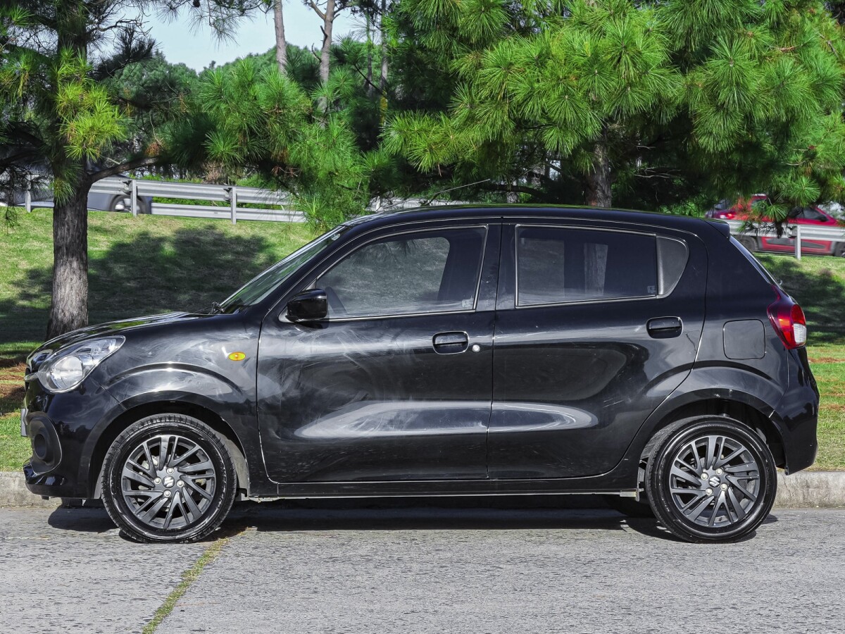 Suzuki Celerio 2024 EXCELENTE ESTADO! | Permuta / Financia Suzuki Celerio 2024 EXCELENTE ESTADO! | Permuta / Financia