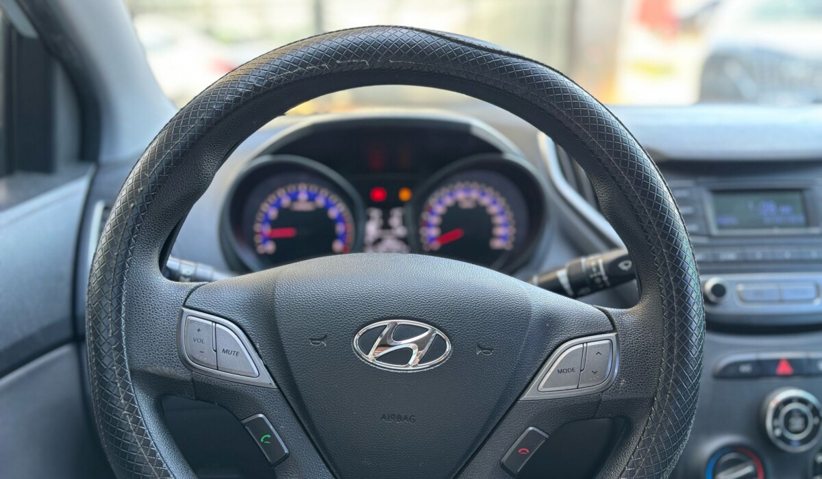 Hyundai HB20S 1.6 Comfort - 2017 Hyundai HB20S 1.6 Comfort - 2017