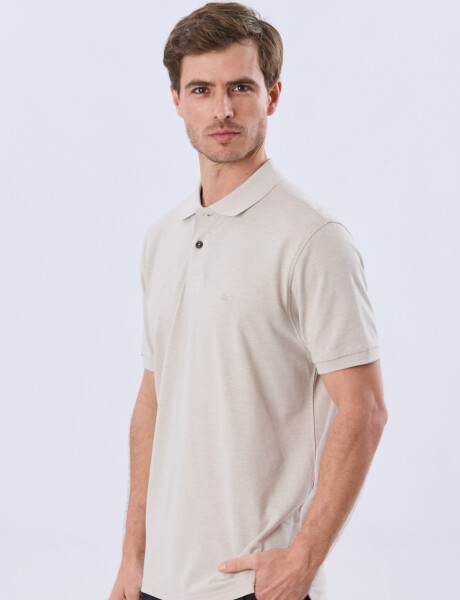 REMERA POLO LISA PIQUÉ Beige