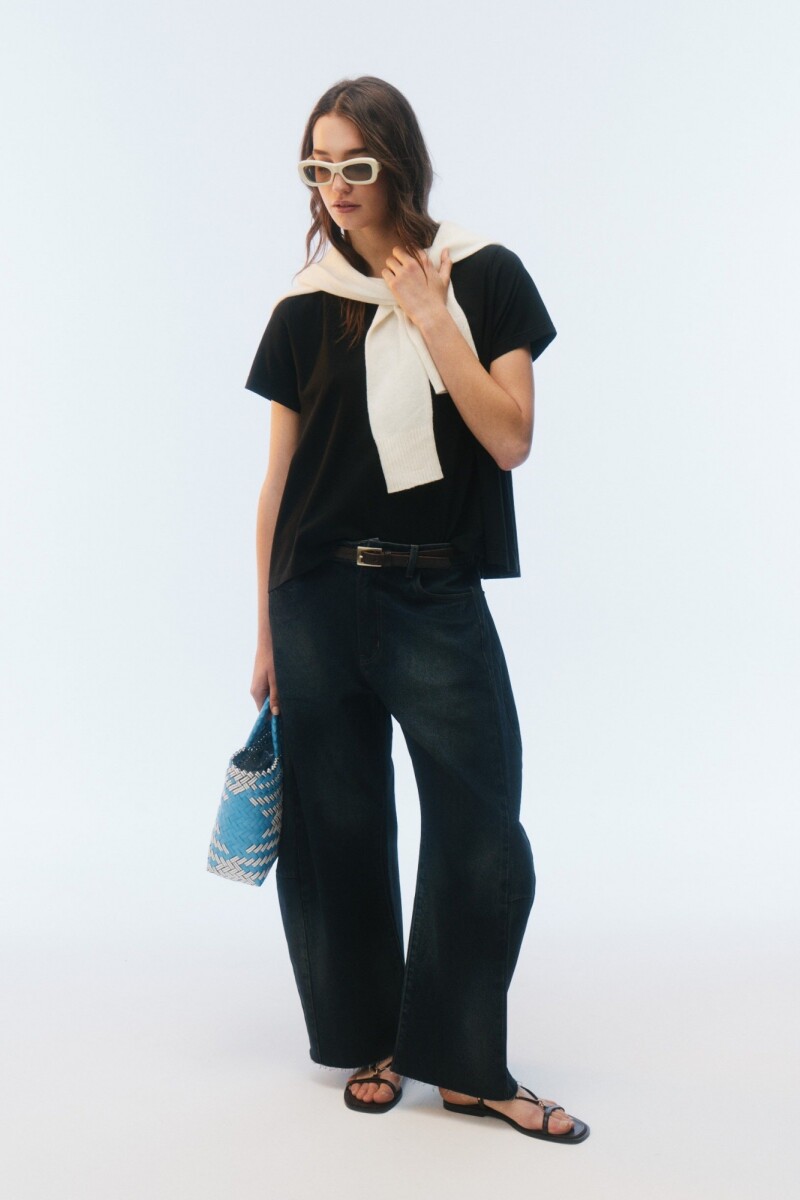 REMERA VIENA Negro