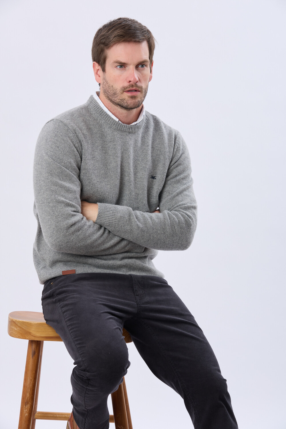 PANTALÓN DE PANA Gris