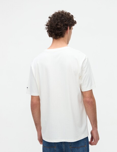 Remera Numa Off white