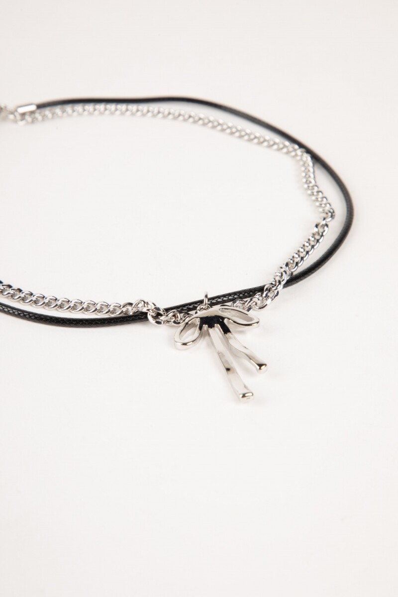 COLLAR ONZU Plateado