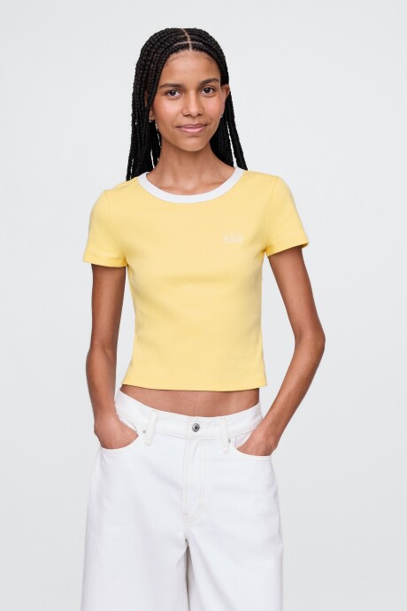 Remera Mini Logo Gap Mujer Pale Banana 12-0824Tcx