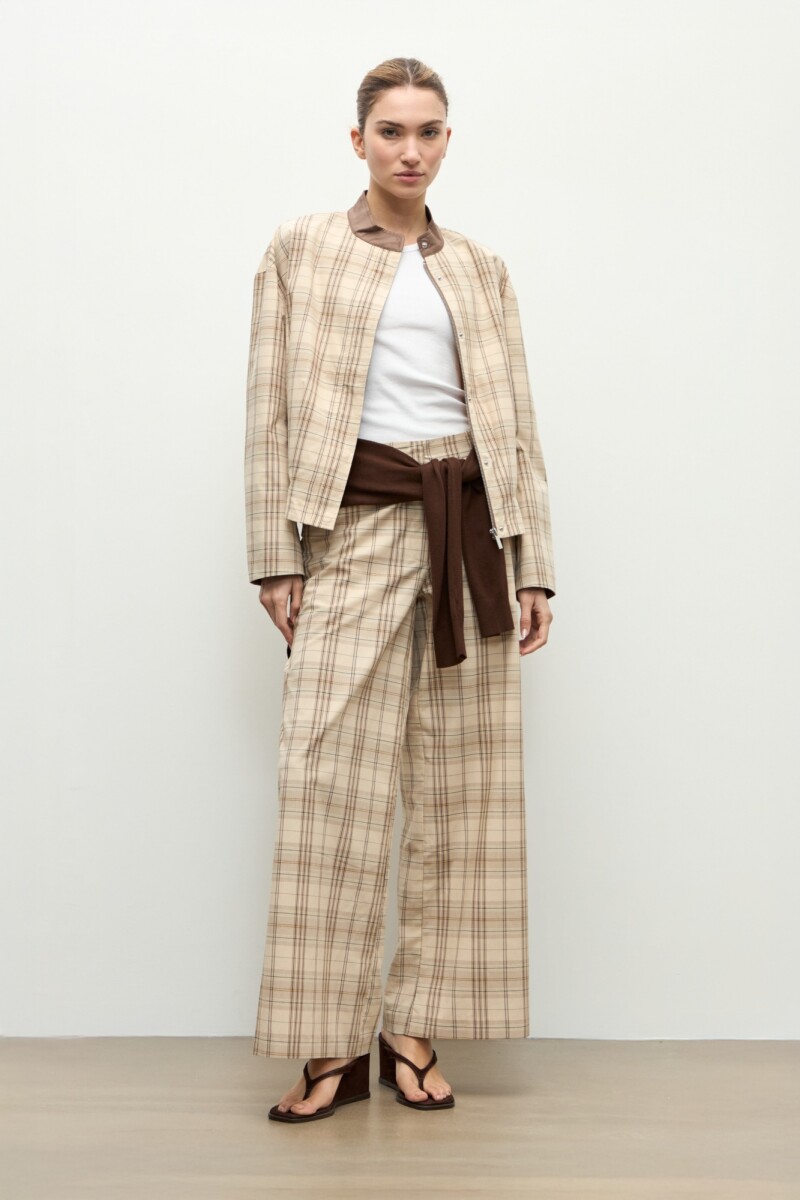 Chaqueta bomber escocesa beige