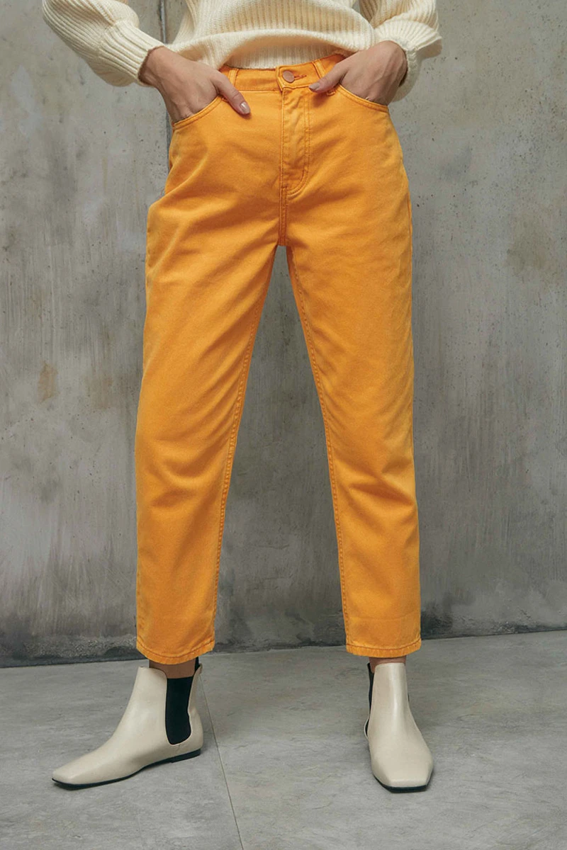 Femom Orange