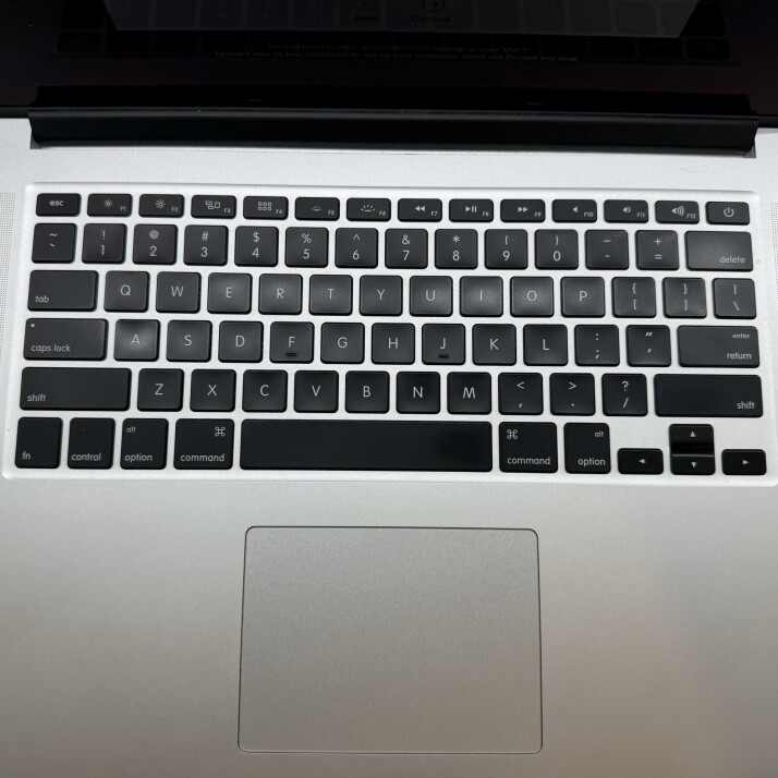 MacBook Pro 15" 2015 - 16 GB RAM 256 GB SSD MacBook Pro 15" 2015 - 16 GB RAM 256 GB SSD