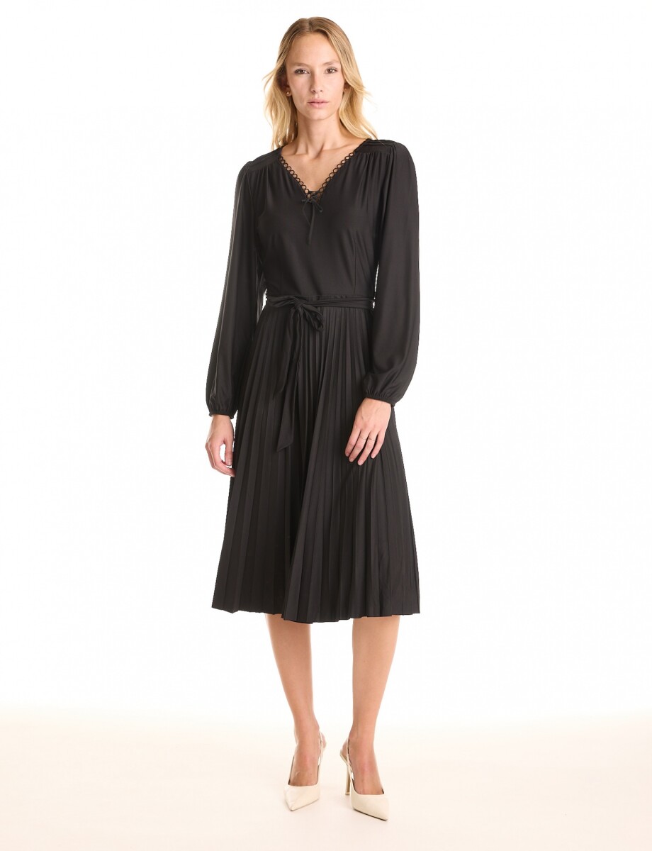 Vestido Falda Plisada - Negro 