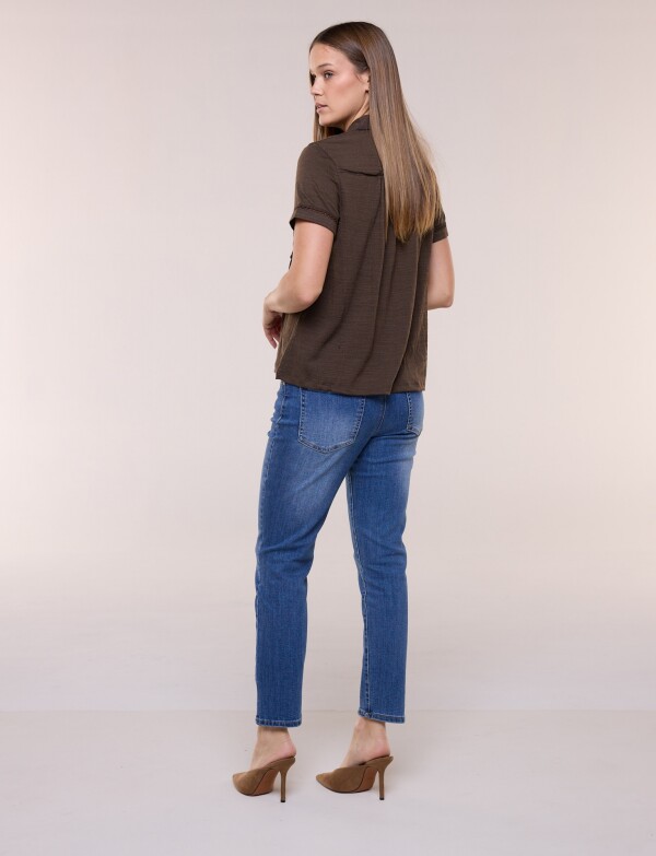 Camisa Con Alforzas Y Puntilla MARRON