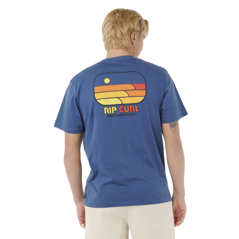 Remera Rip Curl Surf Revival Lined Up Remera Rip Curl Surf Revival Lined Up
