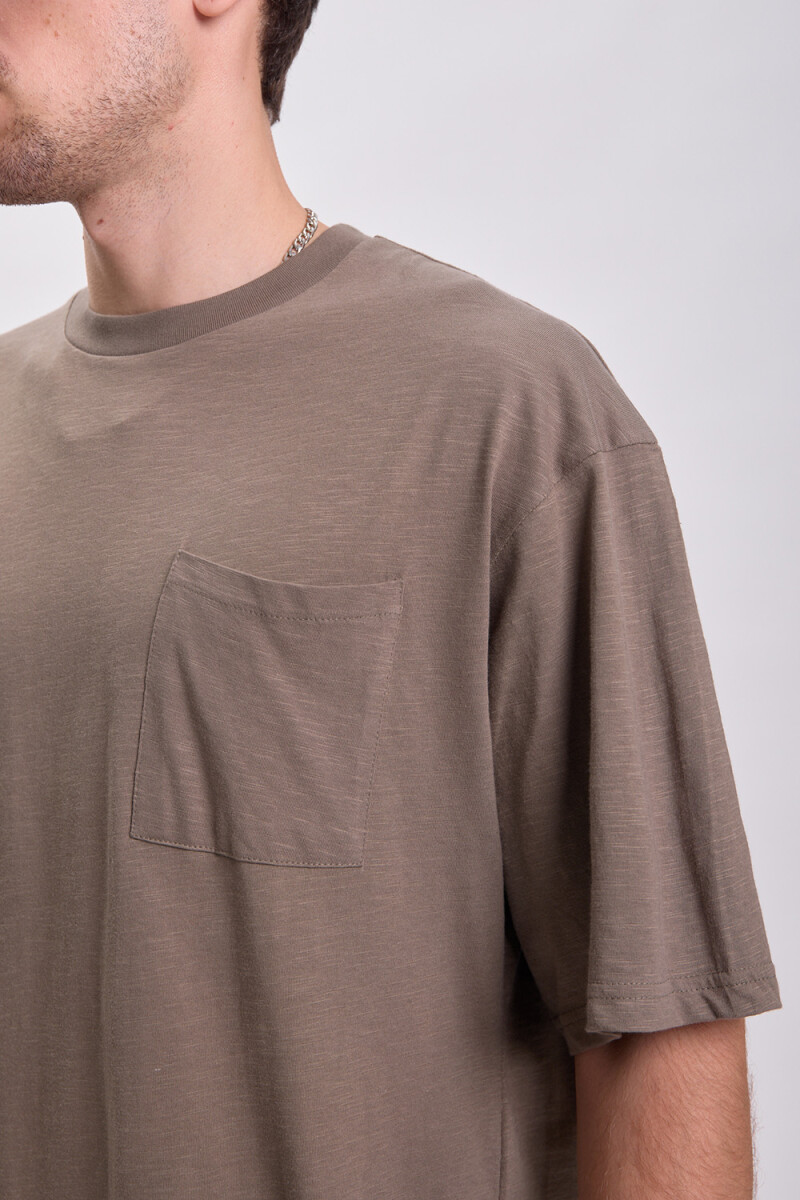 Remera slub bolsillo Verde
