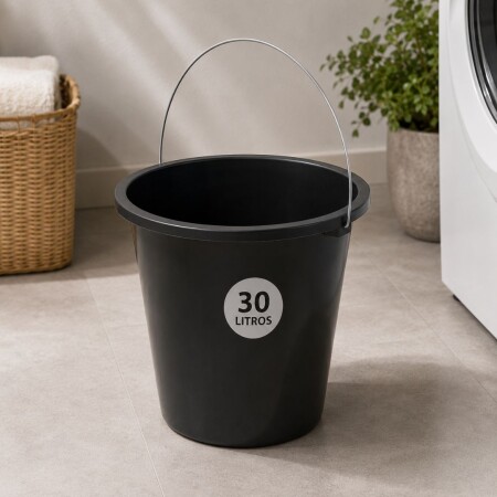 Balde de Plastico con Asa de Metal 30 Litros Plasnew Balde de Plastico con Asa de Metal 30 Litros Plasnew