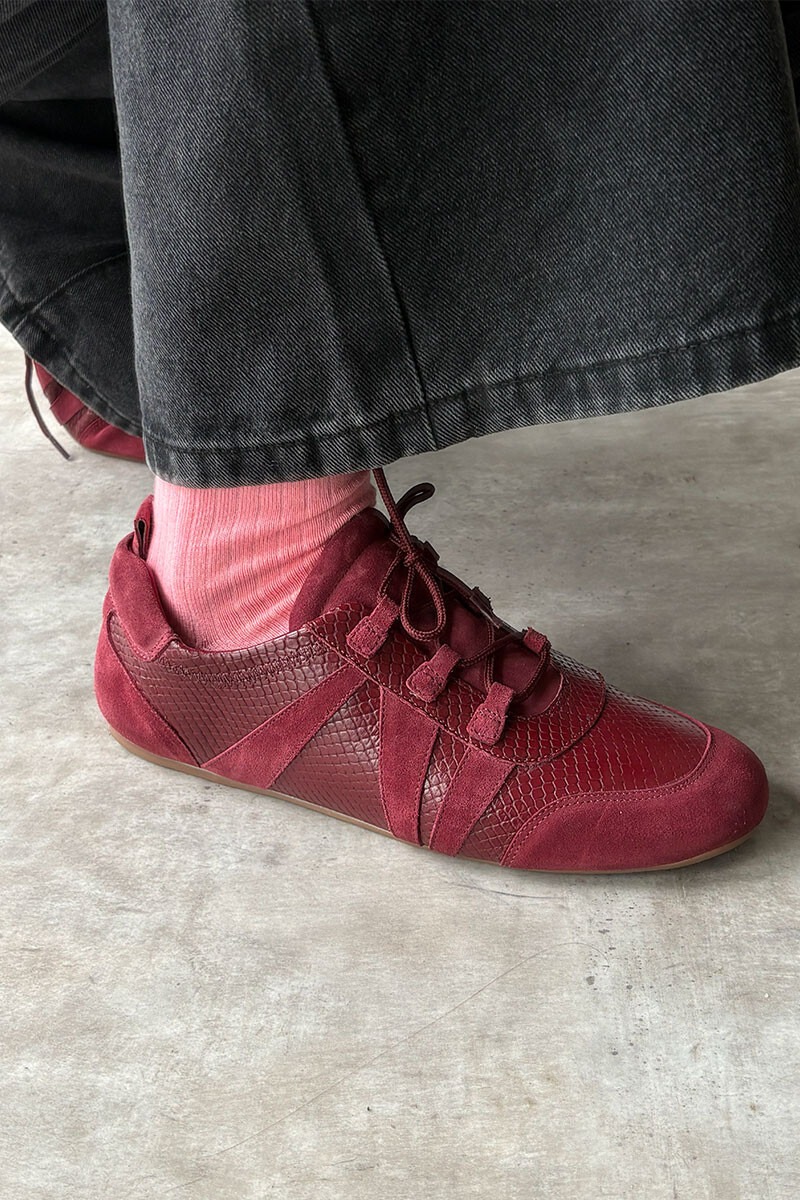 Nini Bordeaux