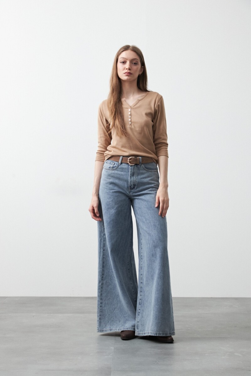 REMERA JALISCO Beige Oscuro