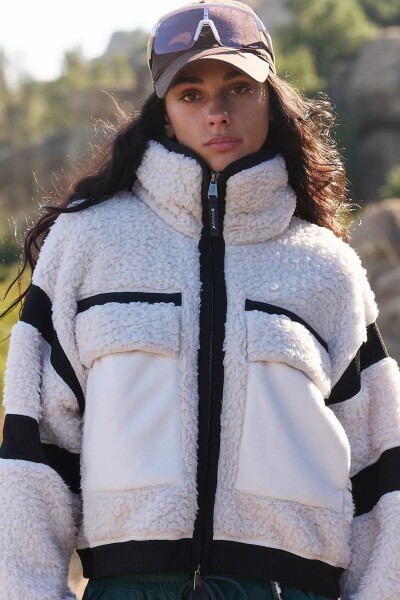 CAMPERA FLEECE Marfil