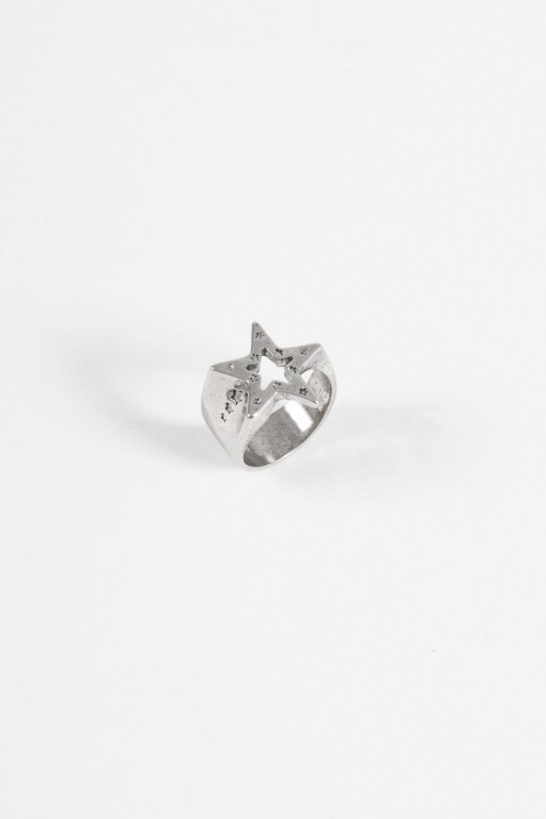 Anillo estrella plateado