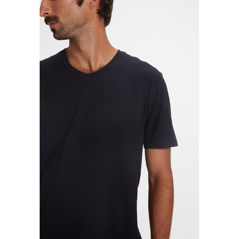 CAMISETA MM MASC PRETO ESCURO