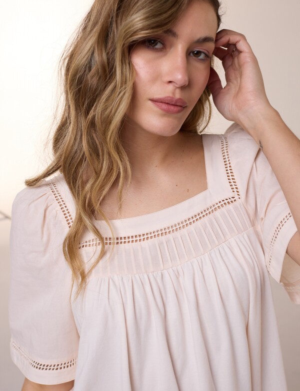 Blusa Holgada Escote Cuadrado Con Puntilla Calada BEIGE CLARO