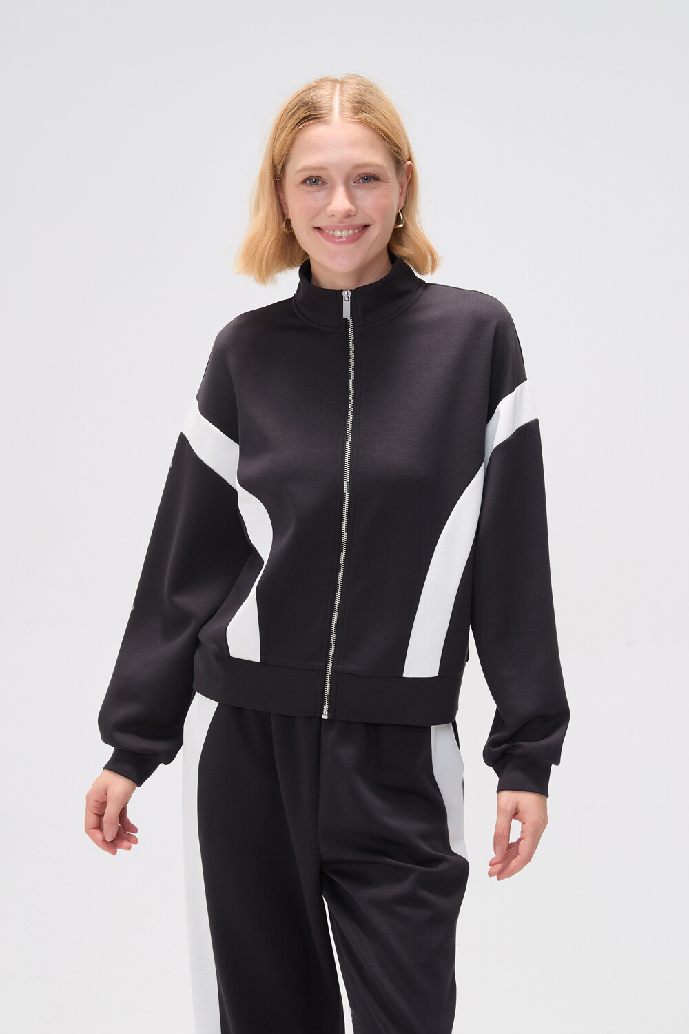 Campera Deportiva Raquelle 612 Estampado 1