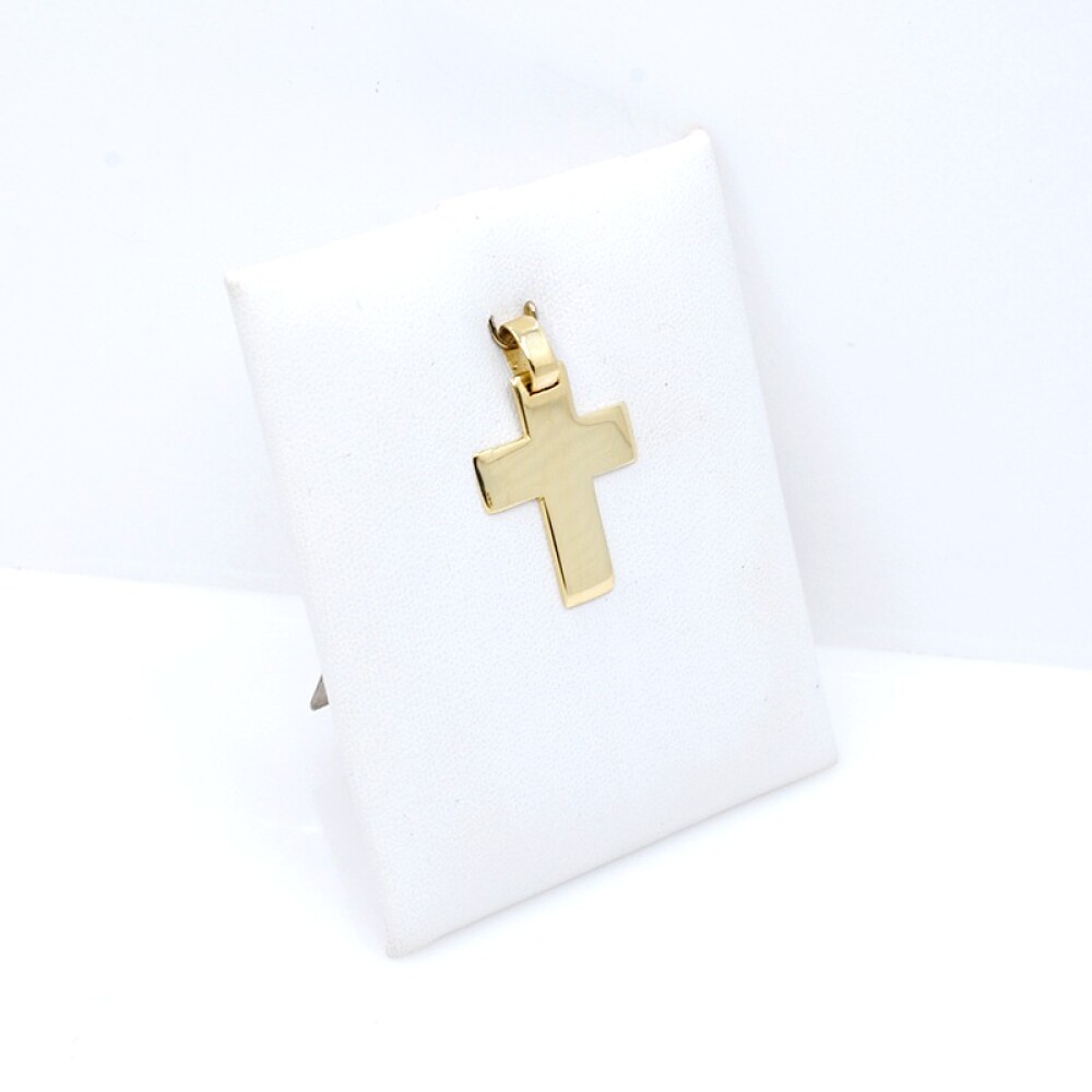 Cruz oro 18k bombe. Medidas 2 x 2,5cm Cruz oro 18k bombe. Medidas 2 x 2,5cm