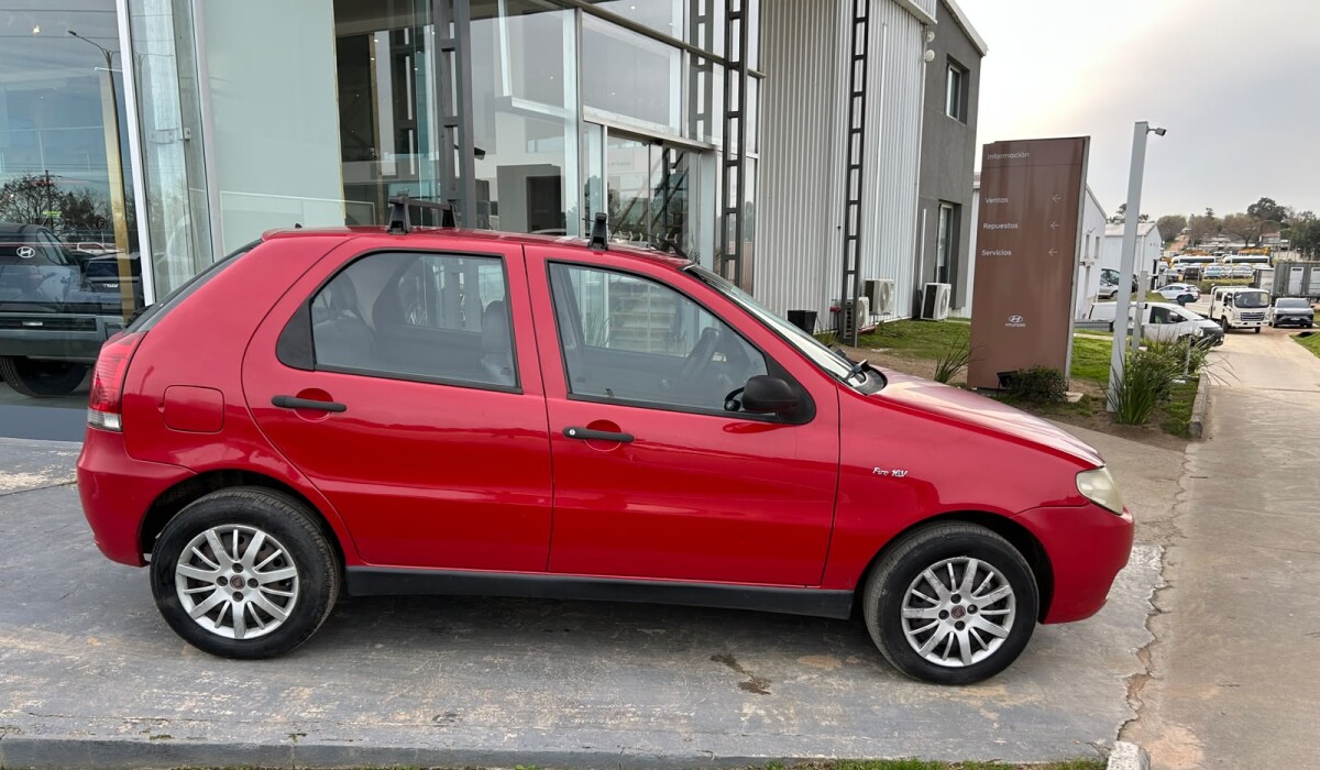 Fiat Palio 1.3 ELX A/A - 2006 Fiat Palio 1.3 ELX A/A - 2006