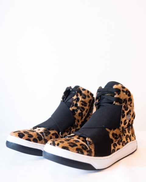 CHAMPION ANIMAL PRINT