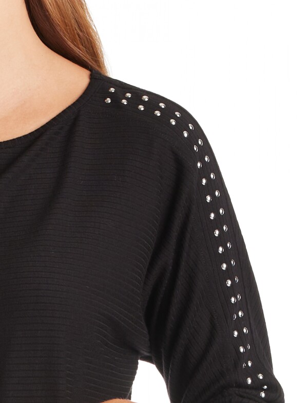 Blusa Tachas NEGRO