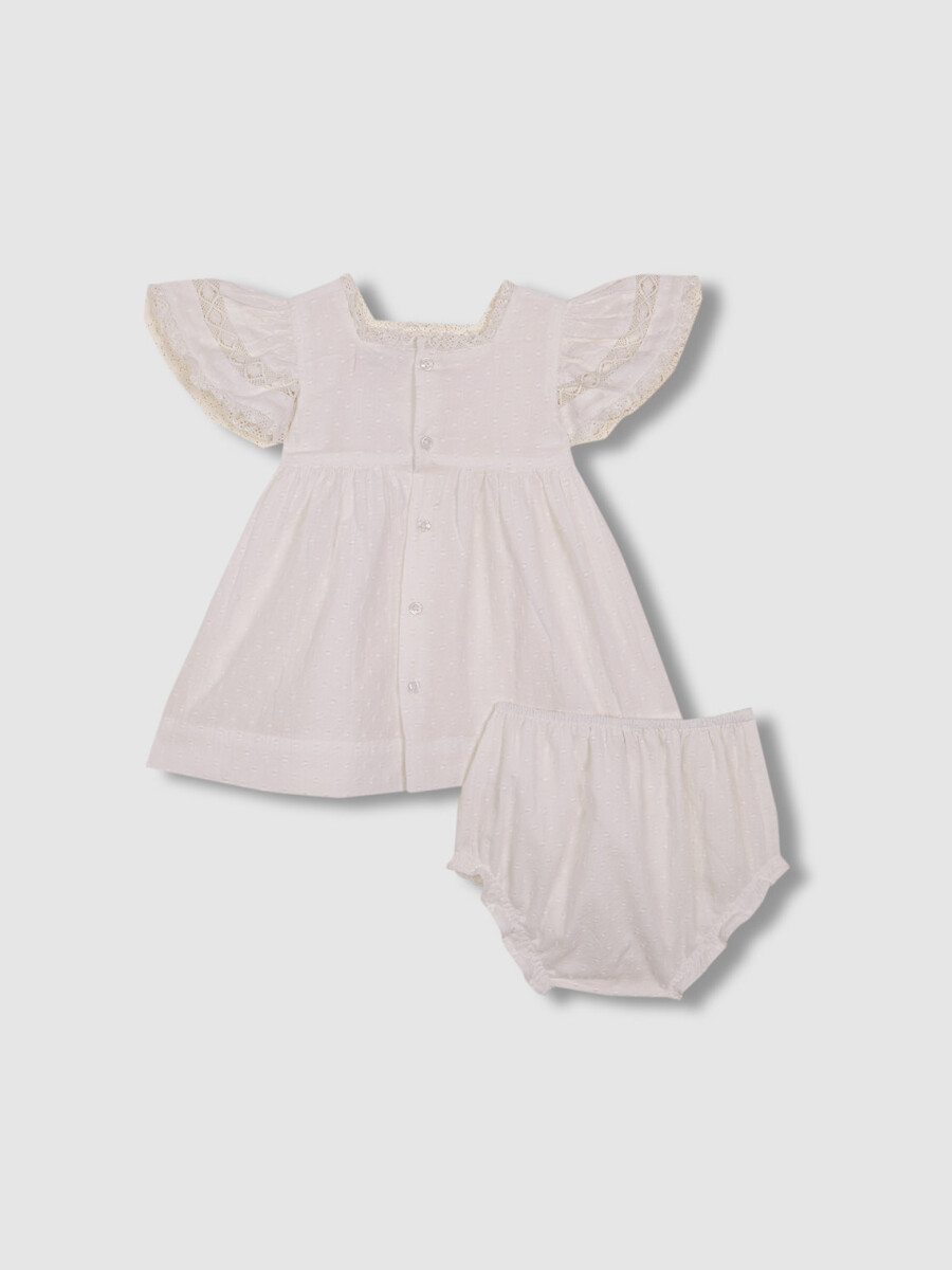 Vestido Con Jaretas Y Tiras Bordadas Blanco
