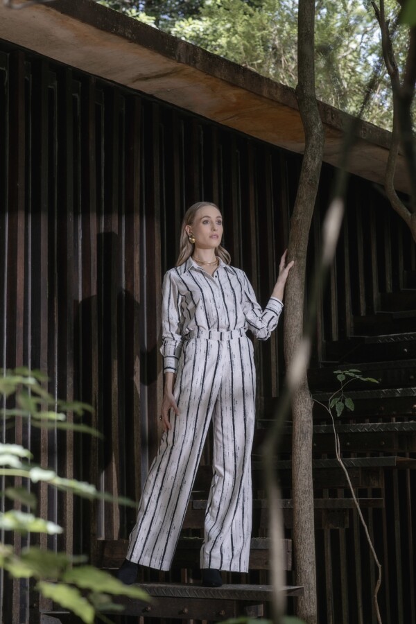 Pantalon Estampado Estampa Natural y Negra.