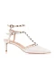 Stiletto Bajo de Cuero con Tachas Off White