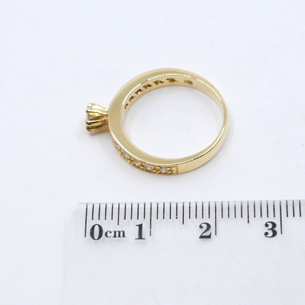 Anillo En Oro 18K Amarillo Con Brillantes Anillo En Oro 18K Amarillo Con Brillantes