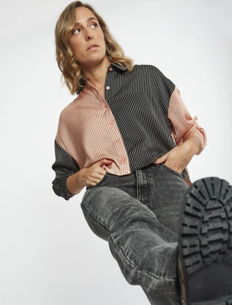 Camisa boxy rayas negro