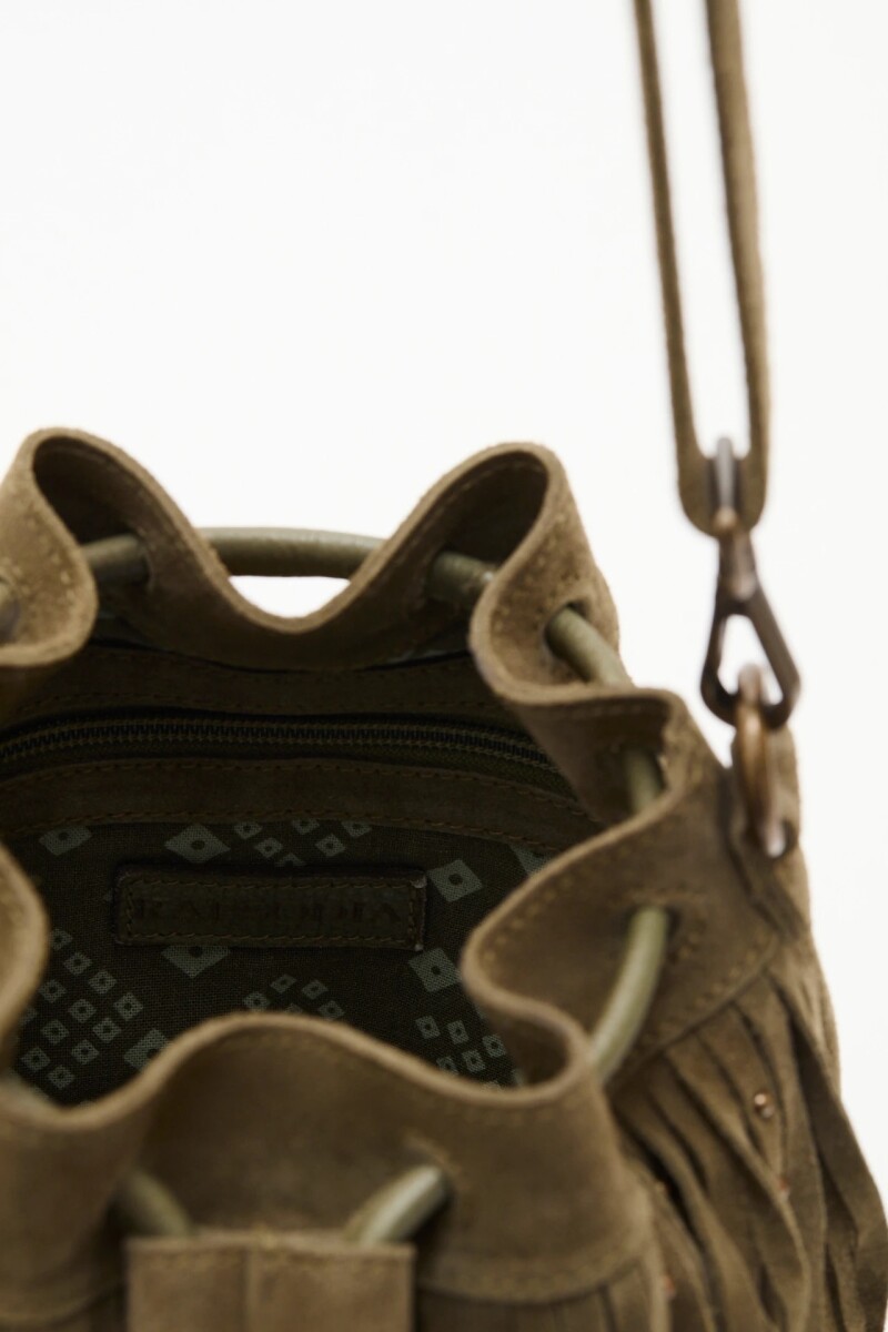 Cartera Tribal Fringes Verde
