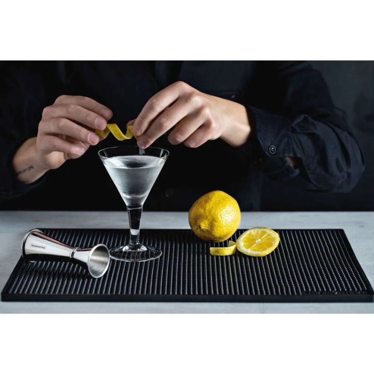 ALFOMBRA DE BAR ANTIDESLIZANTE 45X30CM PVC 