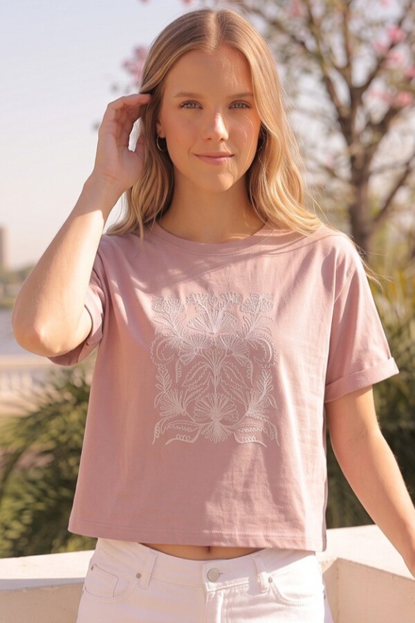 Remera de Algodón. Remera de Algodón.