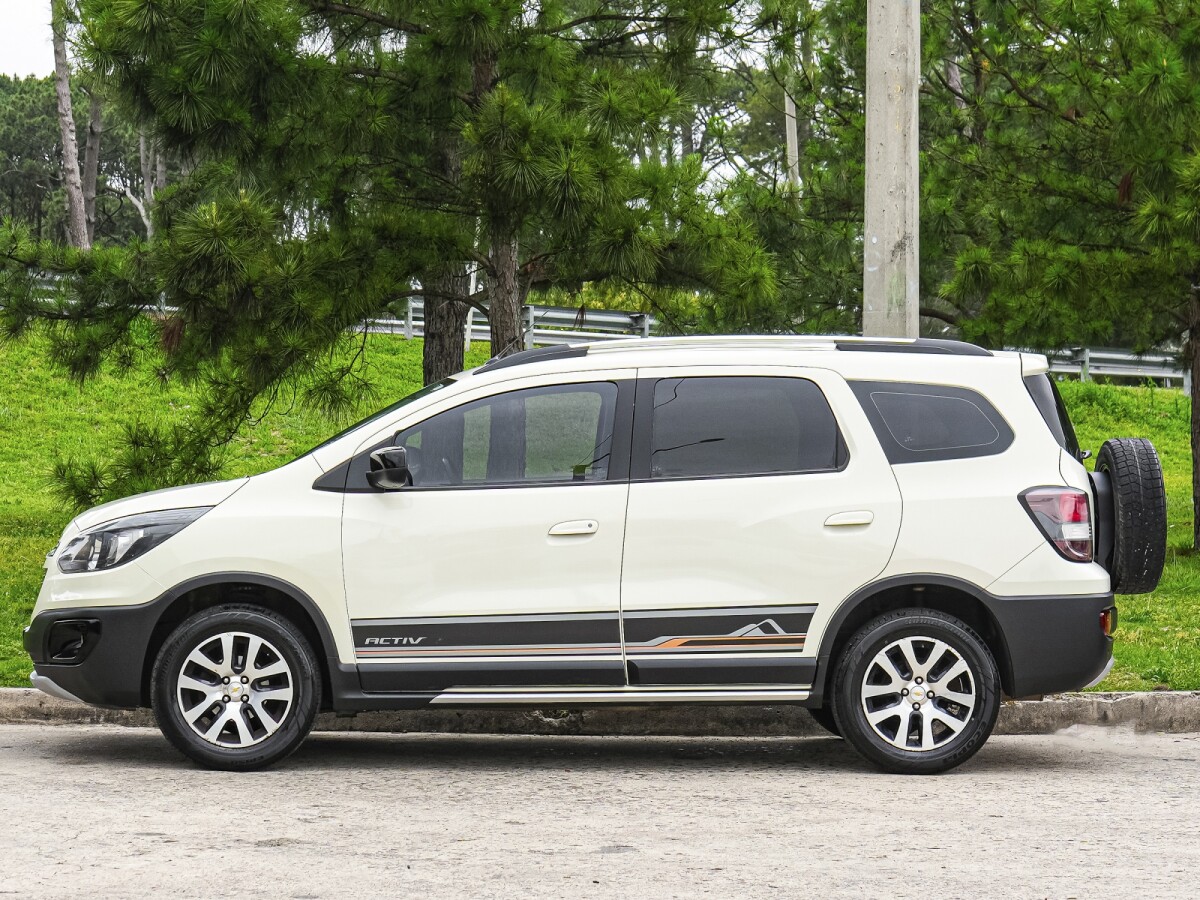 Chevrolet Spin Active LTZ 1.8 | Permuta / Financia Chevrolet Spin Active LTZ 1.8 | Permuta / Financia