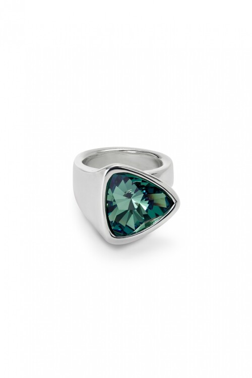 ANILLO EN ALEACIÓN DE METALES BAÑADO EN PLATA DE LEY CON CRISTAL VERDE Anillo