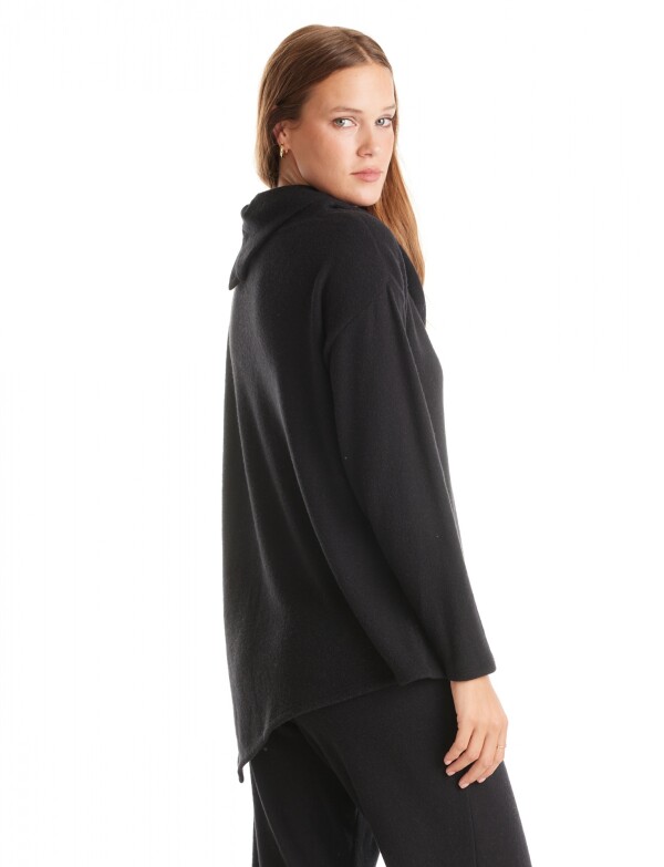 Buzo Soft Cuello Volcado NEGRO