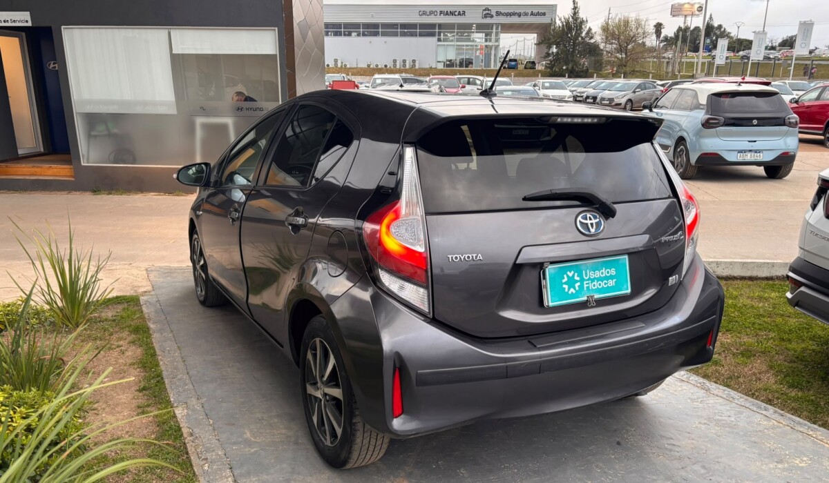 Toyota Prius C Hybrid - 2018 Toyota Prius C Hybrid - 2018