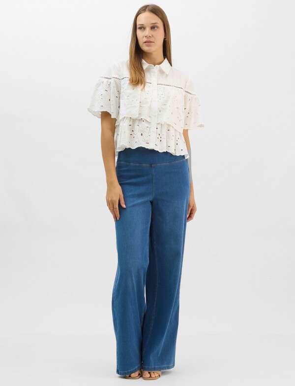Camisa De Algodón Con Bordado Suizo Y Volados CRUDO