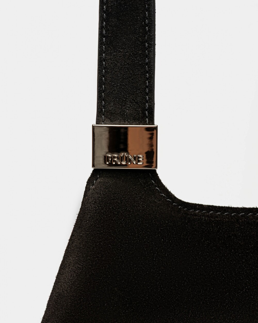 Bolso Eterial en cuero gamuza Negro