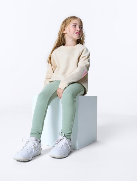 CALZA BÁSICA INFANTIL EN RIBANA VERDE