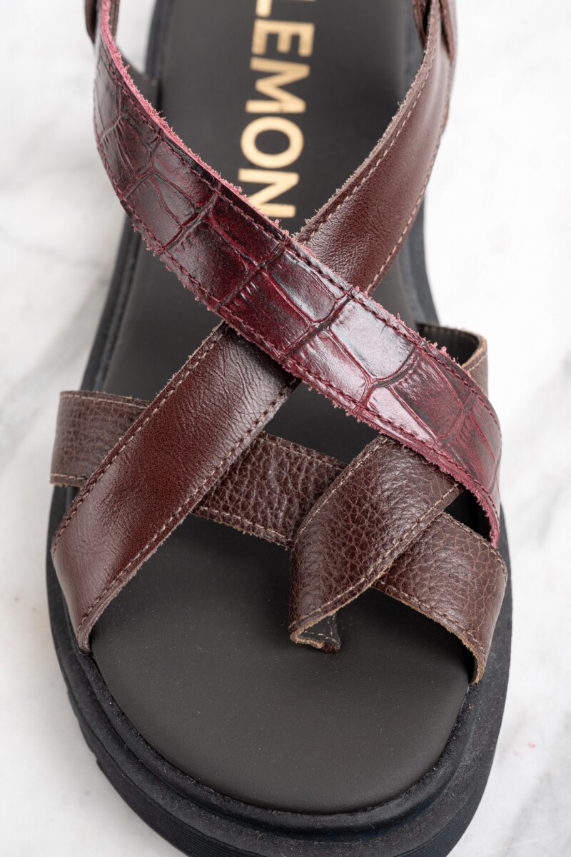 Sandalia Cuero Combinada Bordeaux