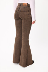 Jean New Paz Marron