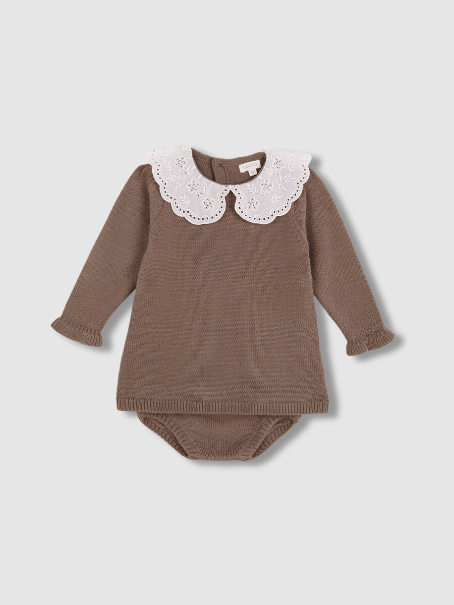 Vestido De Punto Con Cuello Nude
