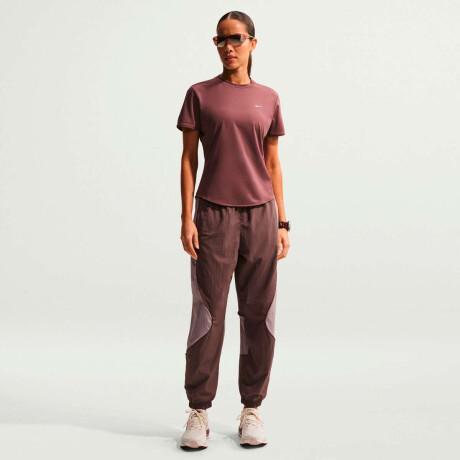 Pantalón Largo Nike Swift De Mujer Morado