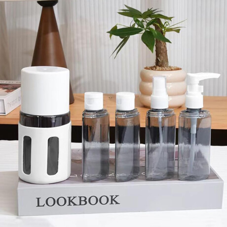 Set de 4 frasquitos con estuche rígido para viaje Blanco