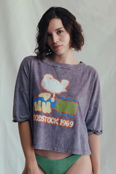 CAMISETA WOODSTOCK Violeta